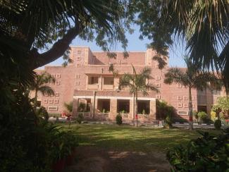 Circuit House