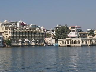 bord du canal